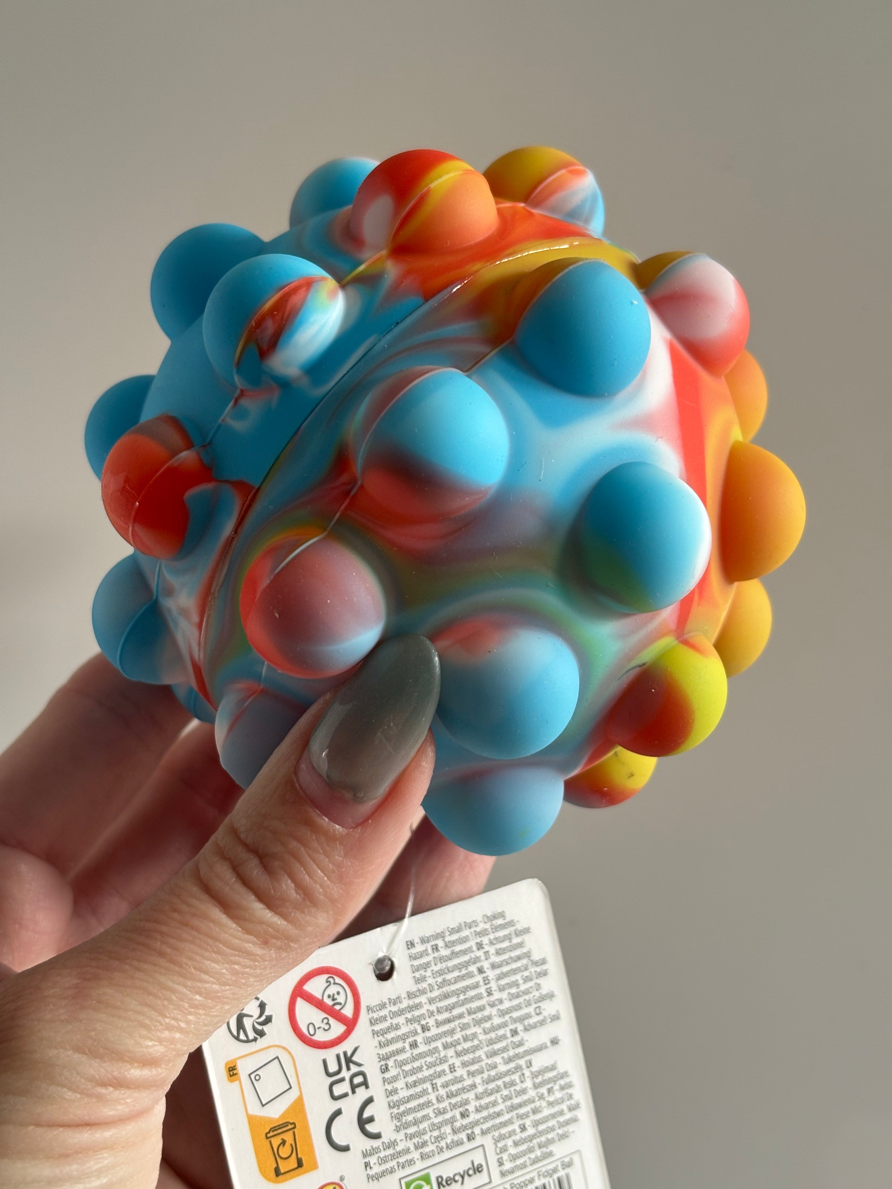 Mega push poppers fidget ball