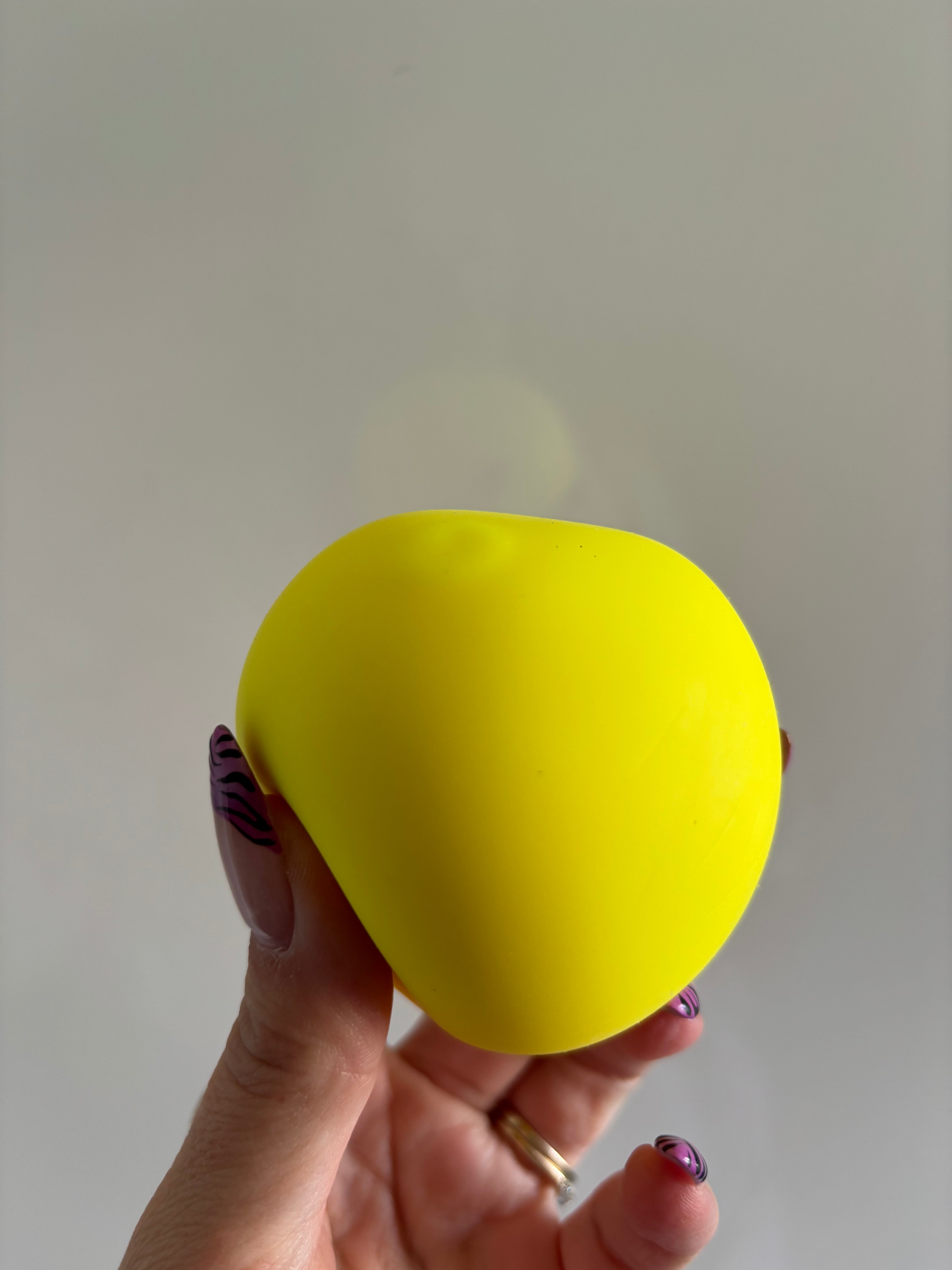 Scrunchems colour change squish ball