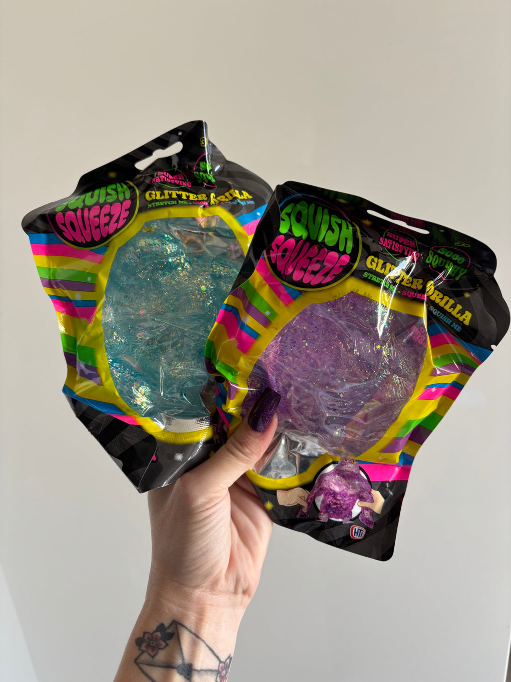 Squish squeeze glitter gorilla